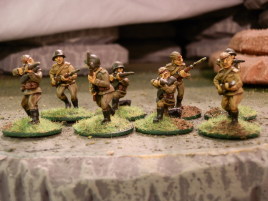 I got some riflemen from The Assault Group to bring my rifle platoon up to strength without resorting to NKVD for reinforcements.