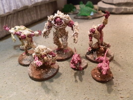 More Plague models. This completes my Deadzone Plague set.