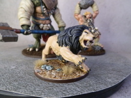 Real lion manes are actually quite difficult to paint, this is more a cartoon version.